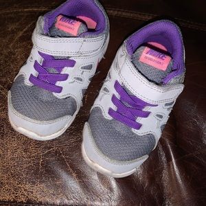 Nike girls sneakers toddler size 7C